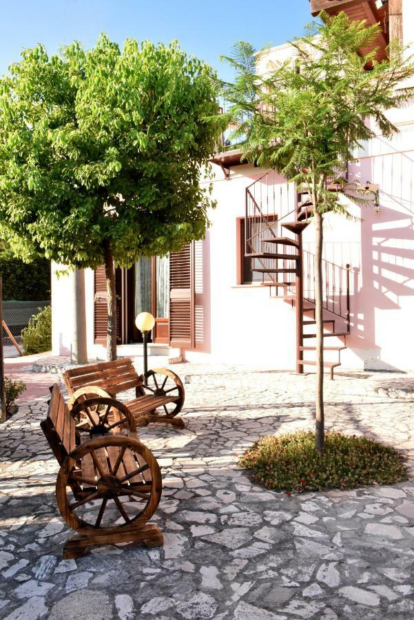 B&B Villa Anastasia Club Mesagne Εξωτερικό φωτογραφία